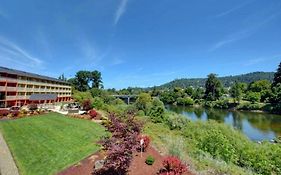 The Lodge At Roseburg